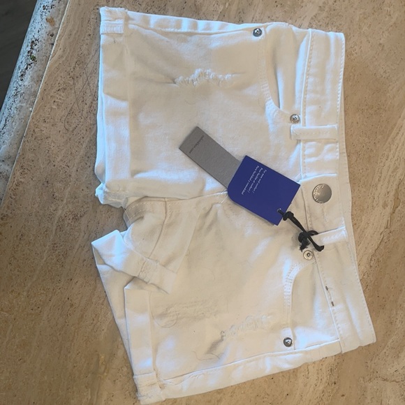 Girls Calvin Klein white distressed shorts - Picture 4 of 4